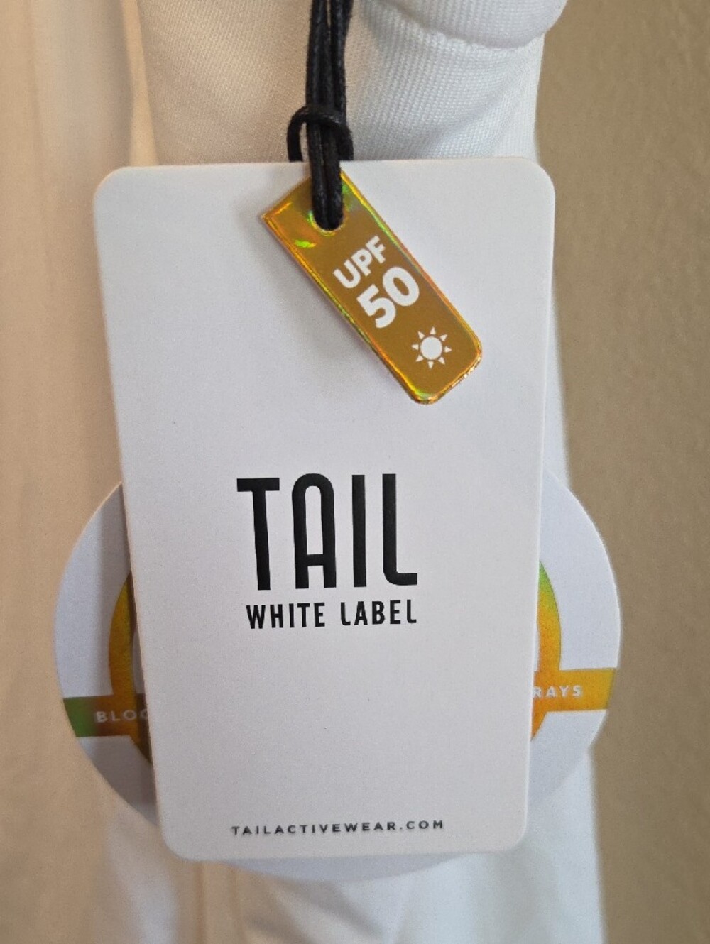 Tail White Women's Skort with Side Pockets - Picture 6 of 8